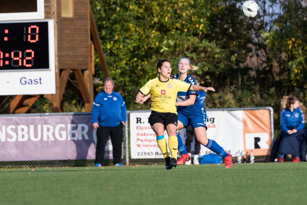 Bild 69 - F SSC Hagen Ahrensburg - SV Frisia 03 Risum-Lindholm : Ergebnis: 2:0